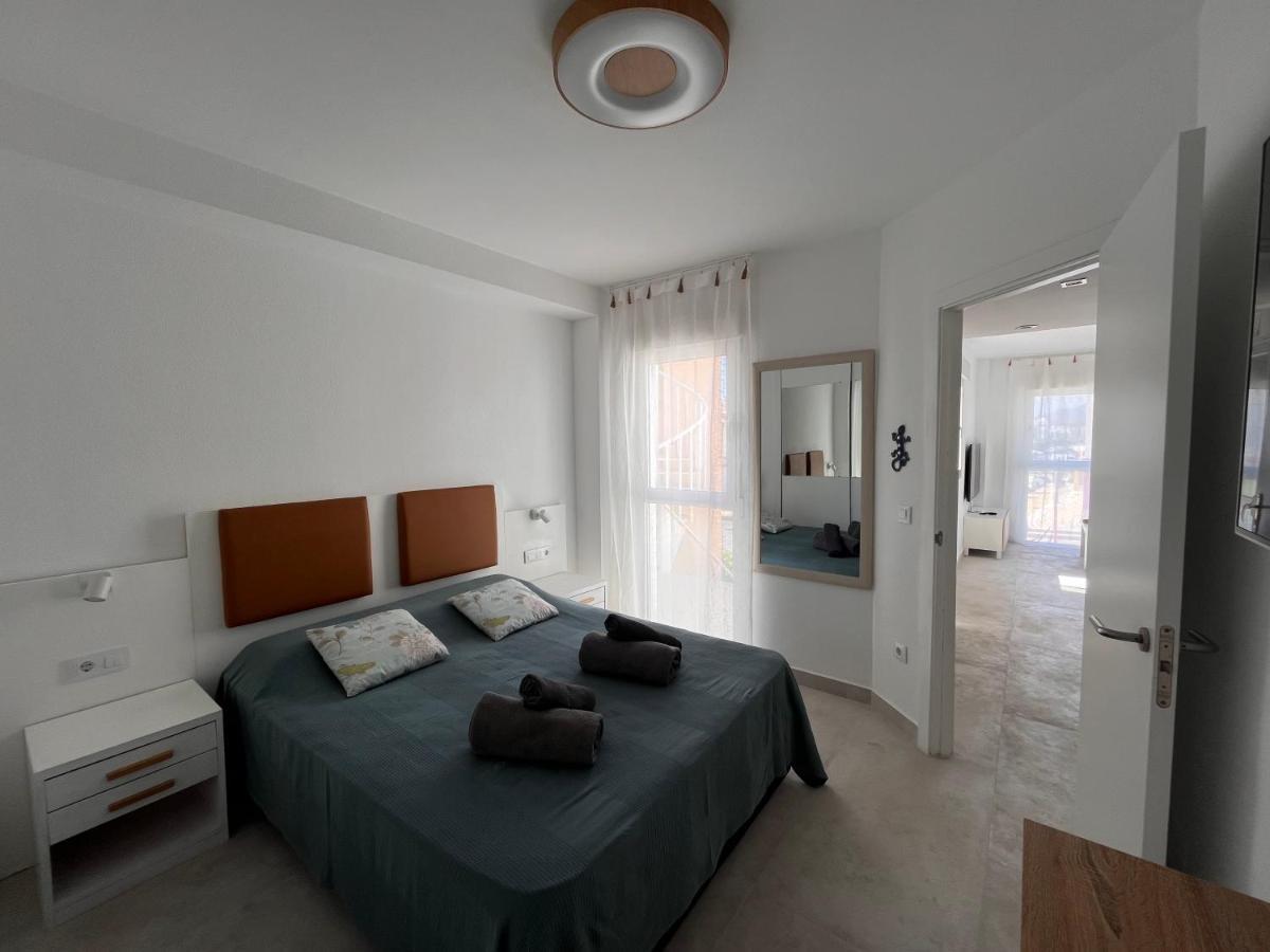Atico Helena Con Solarium Y Jacuzzi Privado En Laguna Beach Vera Exterior foto